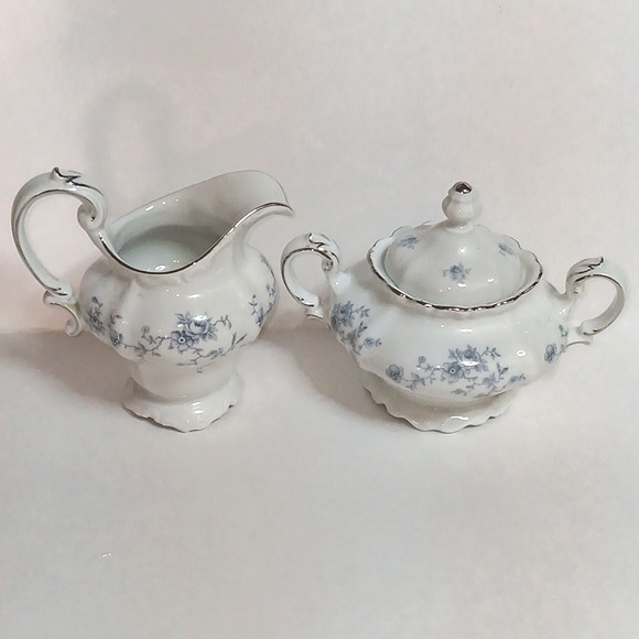 johann haviland Other - Vintage johann haviland sugar bowl and creamer, Blue Garland